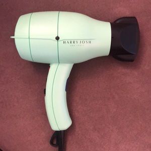Harry Josh Pro Dryer 2000